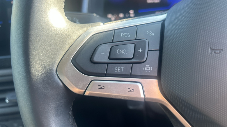 Volkswagen Polo 1.0 Life 5dr Petrol Hatchback